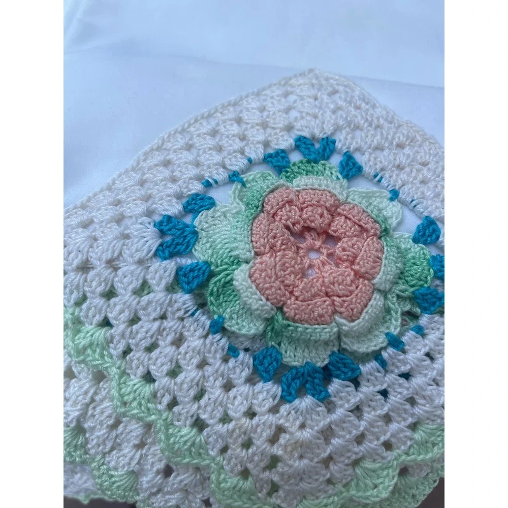 Vintage Crochet Floral King Pillowcases, White Cotton Scalloped Set